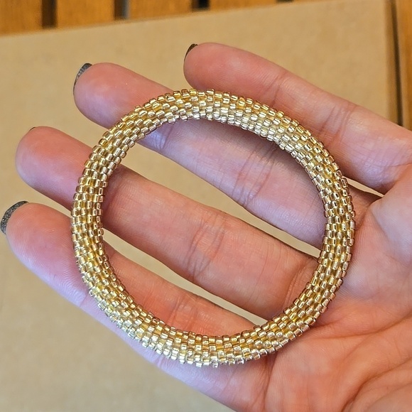 Shell Bracelet Set - Picture 3 of 7